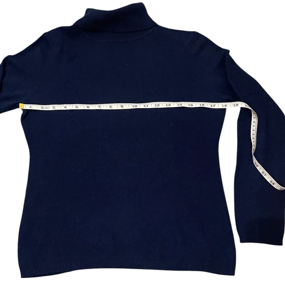 Cashmere Charter Club Luxury Turtleneck Sweater Size Medium Petite - Picture 2 of 10